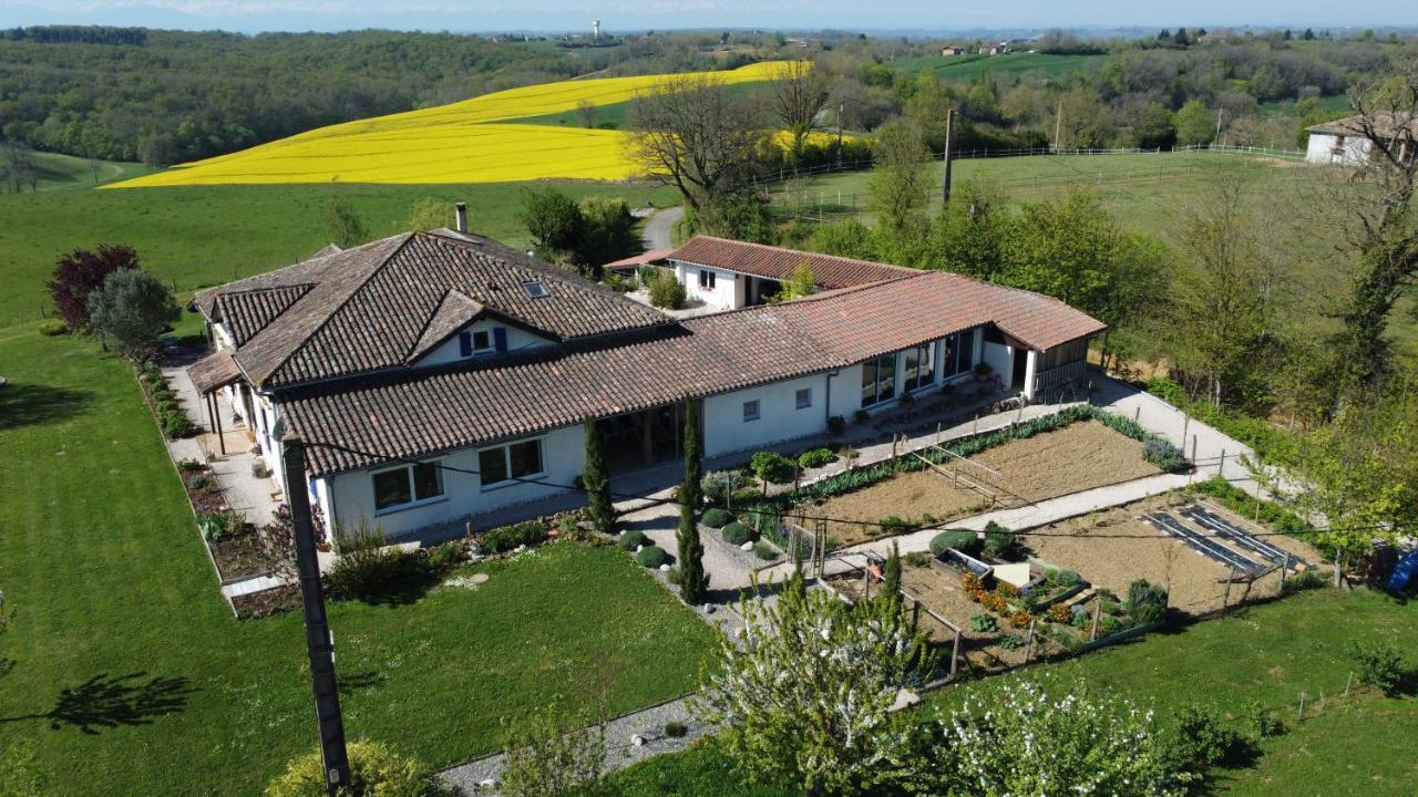 Ferienwohnung Au Pajot Ambax Esterno foto