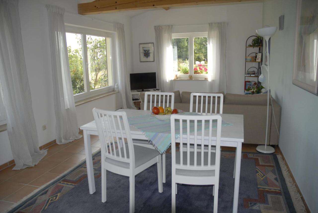 Ferienwohnung Au Pajot Ambax Esterno foto